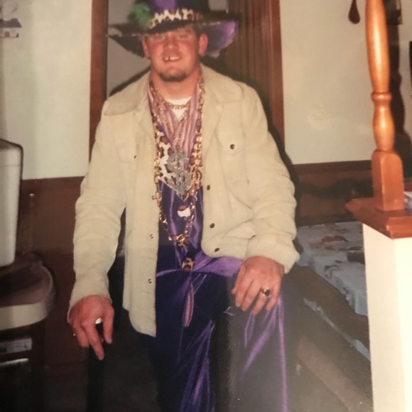 Meet your Posher, James - Picture 1 of 1